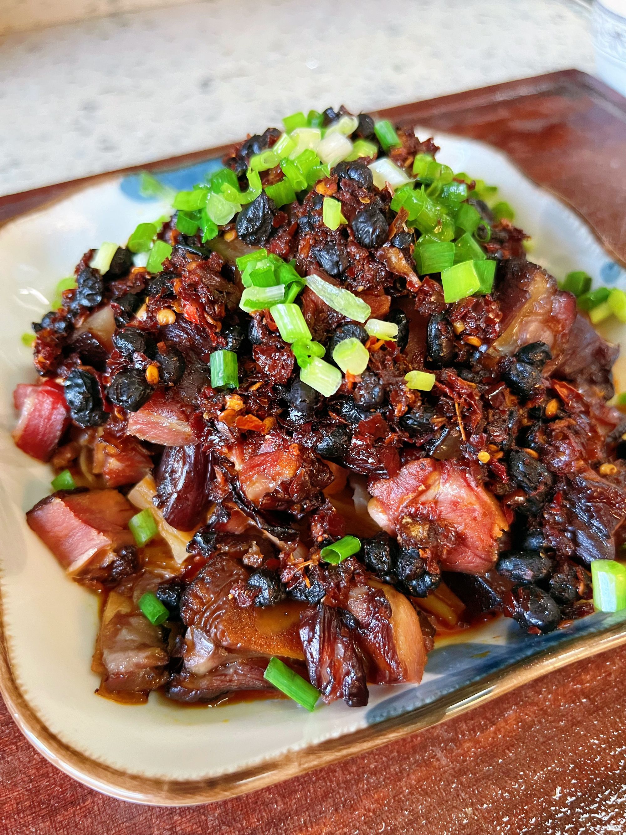 【腊味合蒸】萍乡茶树茶壳熏制腊肉腊鸭腿腊排骨、辣椒酱