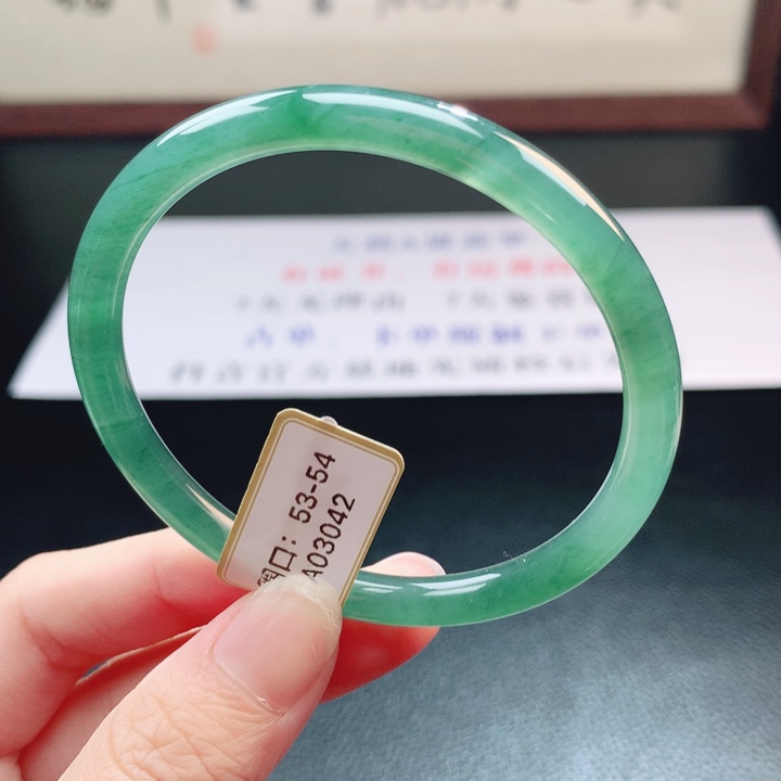 翡翠未镶嵌手镯翡翠手镯35