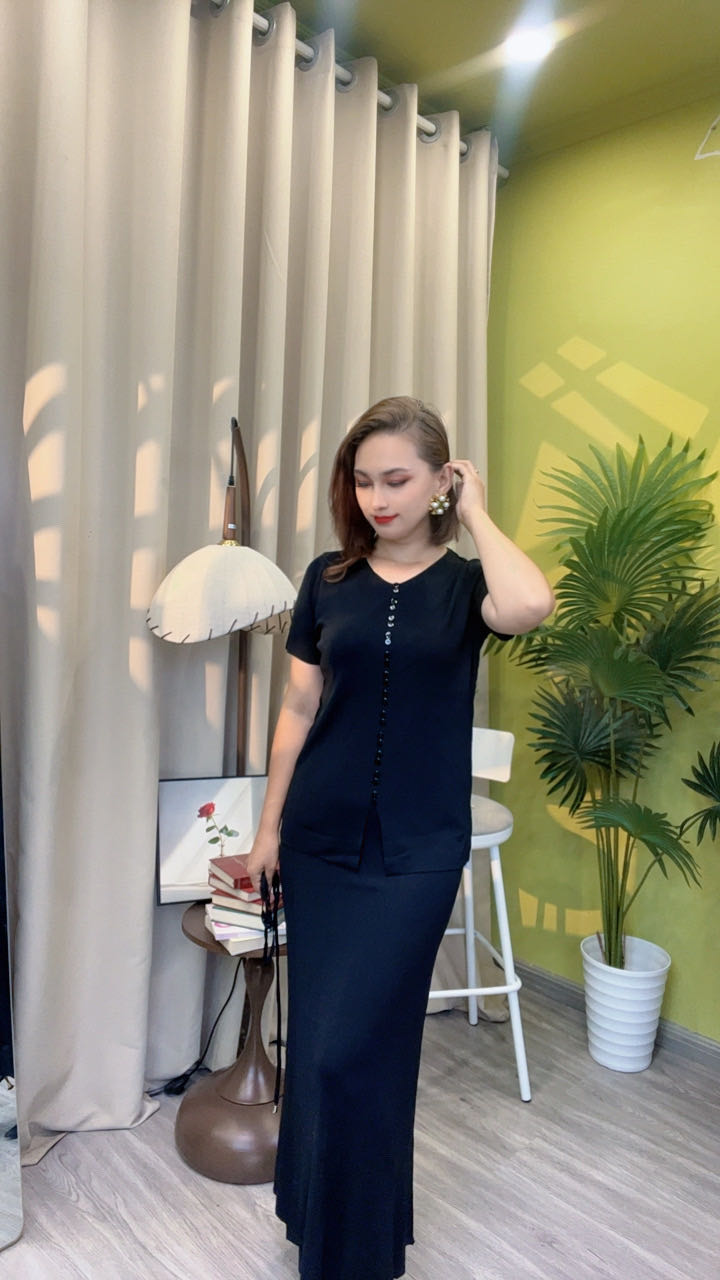 2025夏季网红女士显瘦气质两件套