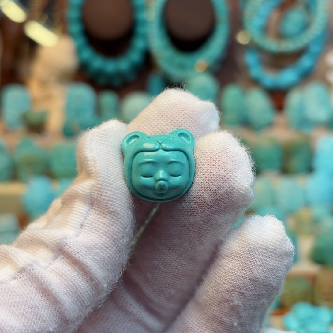 绿松石配饰未镶嵌