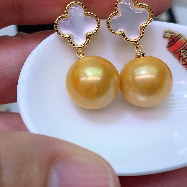 银S925镶嵌耳饰淡水珍珠