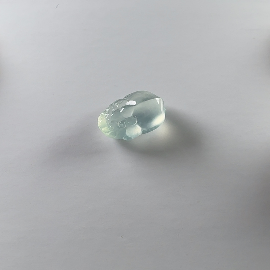 圣***明定制翡翠未镶嵌貔貅