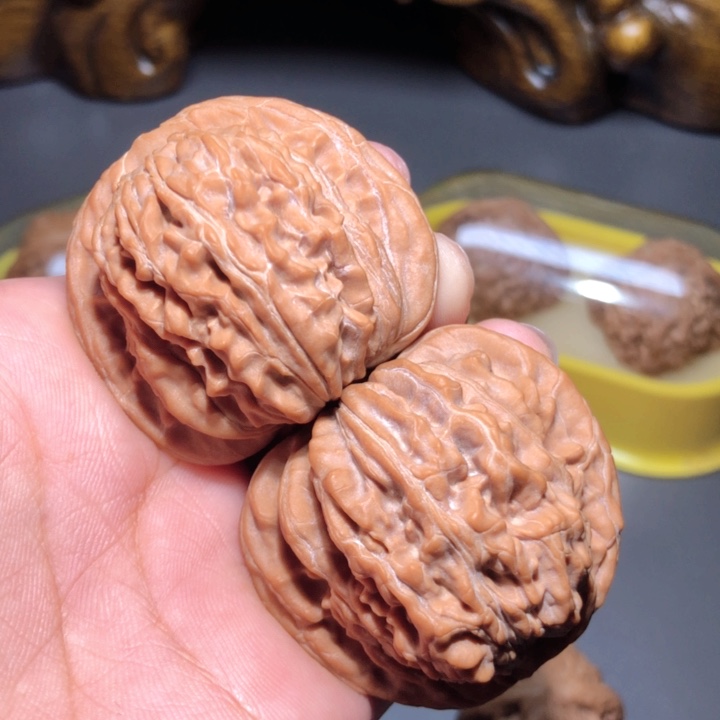 文玩核桃把件44四座楼