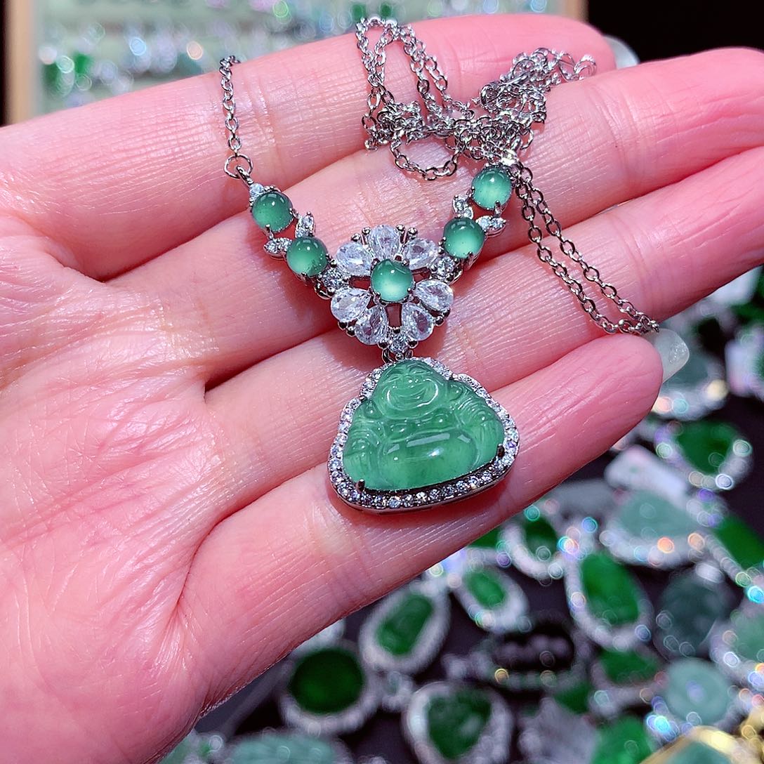 【闪购商品】翡翠吊坠(不含链)未镶嵌