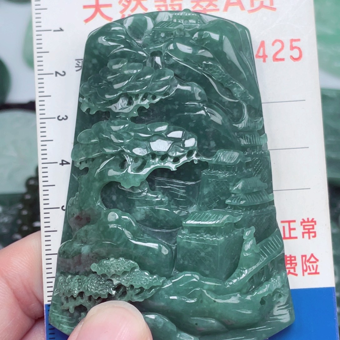 翡翠未镶嵌颈饰吊坠