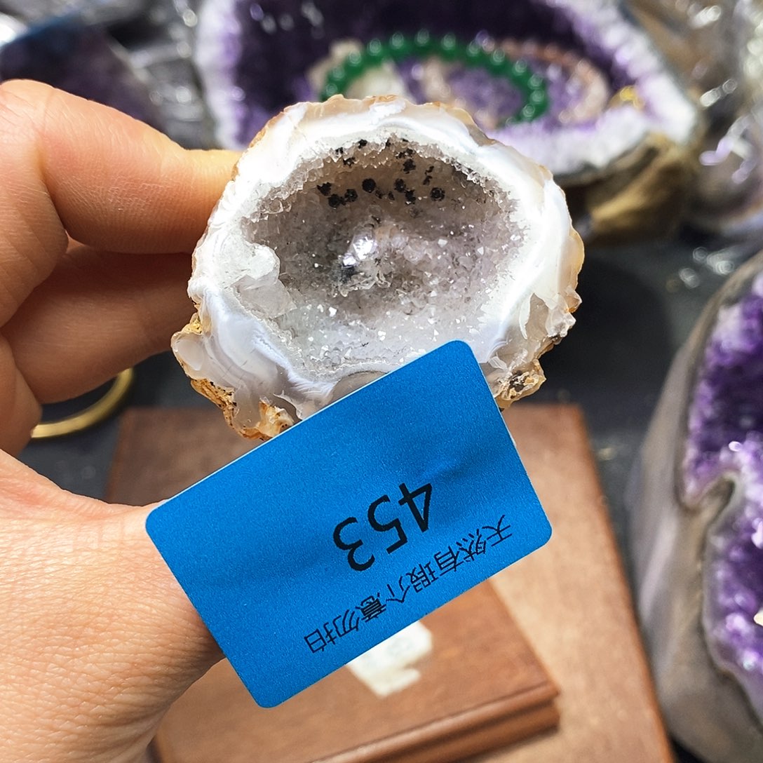 水晶大型摆件（非配饰）未镶嵌