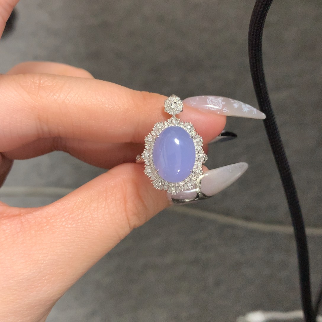 翡翠戒指18K金镶嵌翡翠