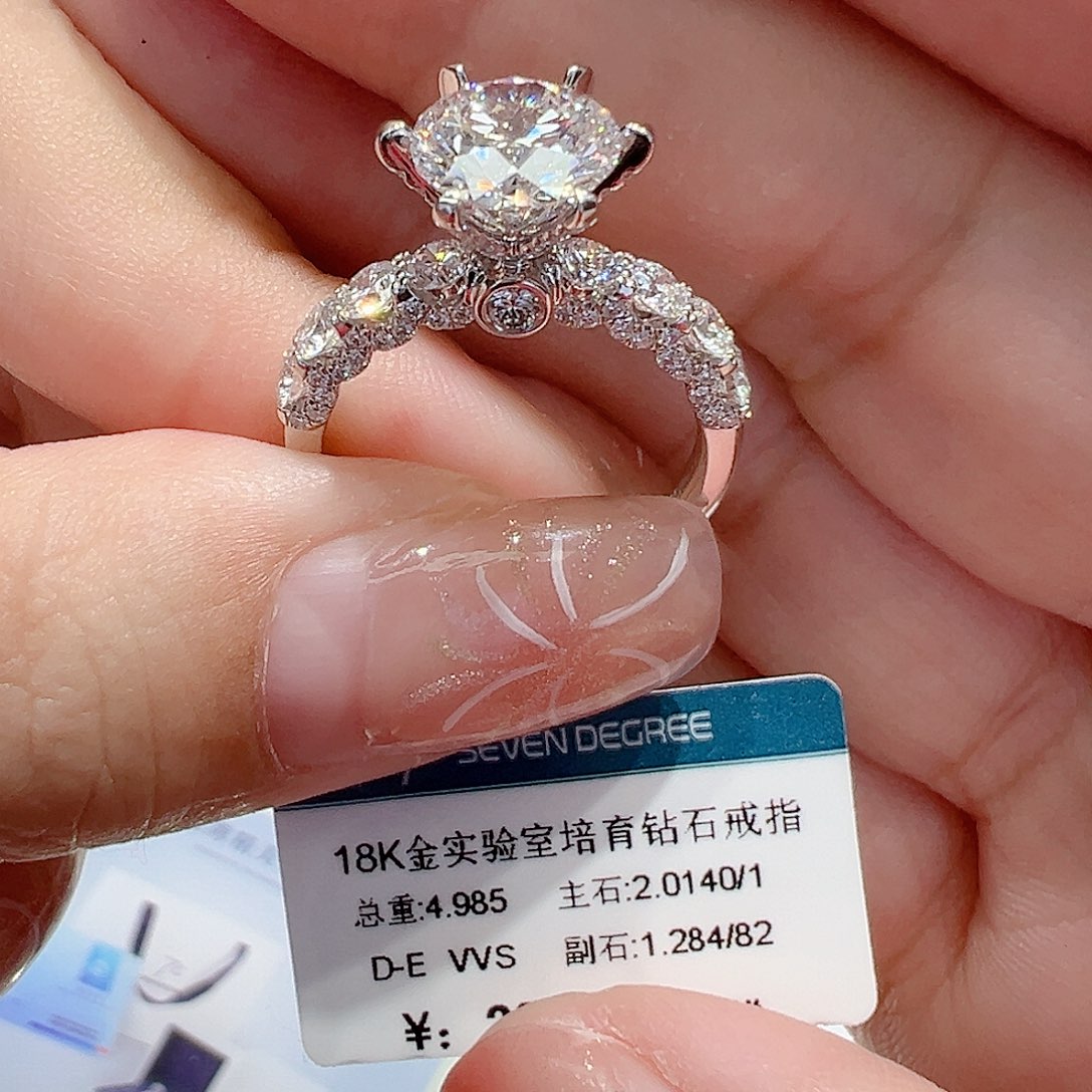 实验室培育钻石18K金镶嵌?****₆