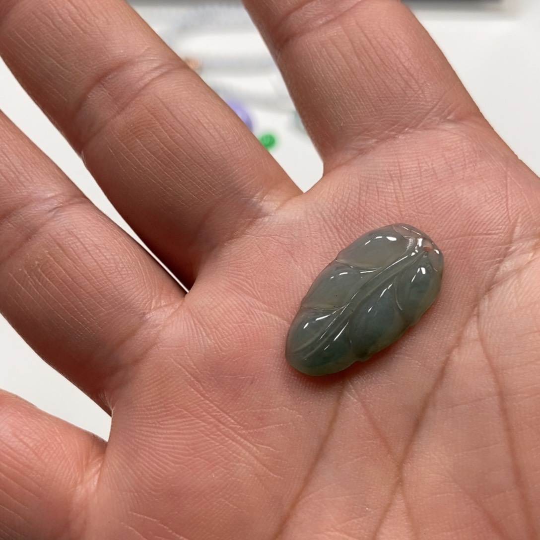 翡翠手链未镶嵌翡翠