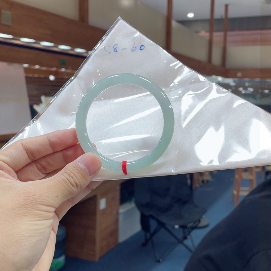 未镶嵌手镯翡翠翡翠