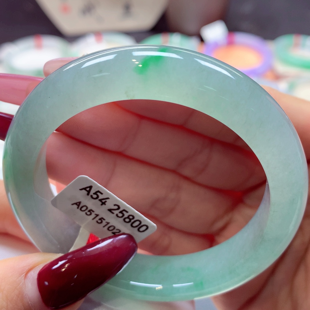 翡翠手镯未镶嵌正圈1号66