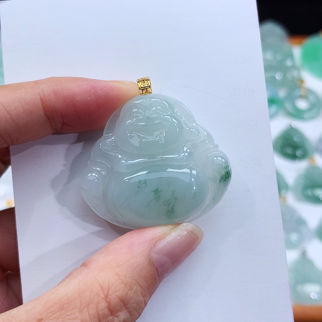 颈饰18K金镶嵌翡翠翡翠吊坠