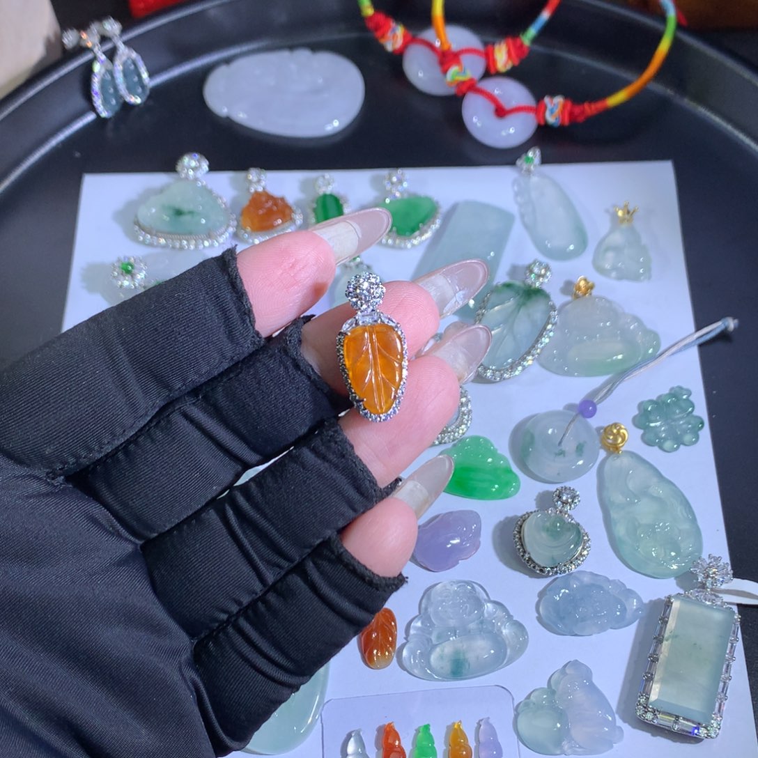 翡翠银S925镶嵌吊坠(不含链)冰黄叶