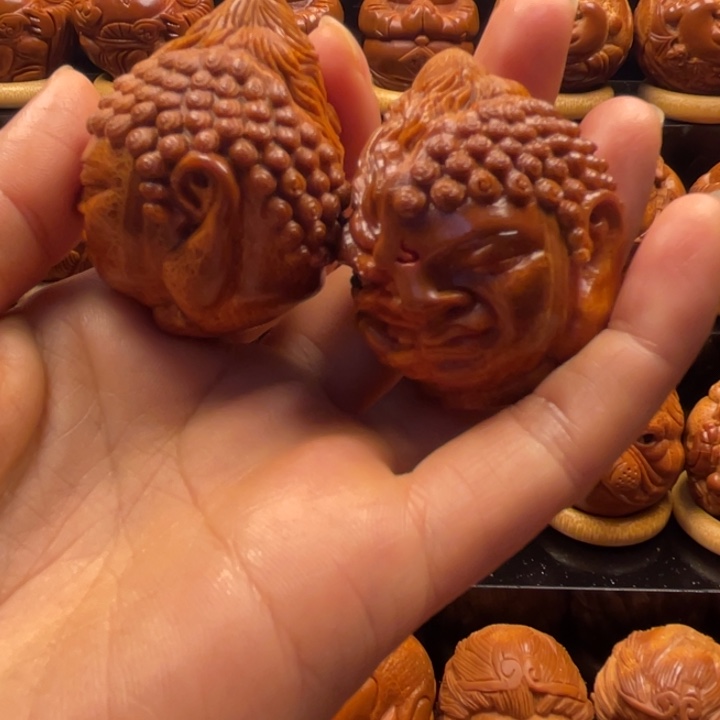 阿***久龙脊菩提吊坠手持手把件