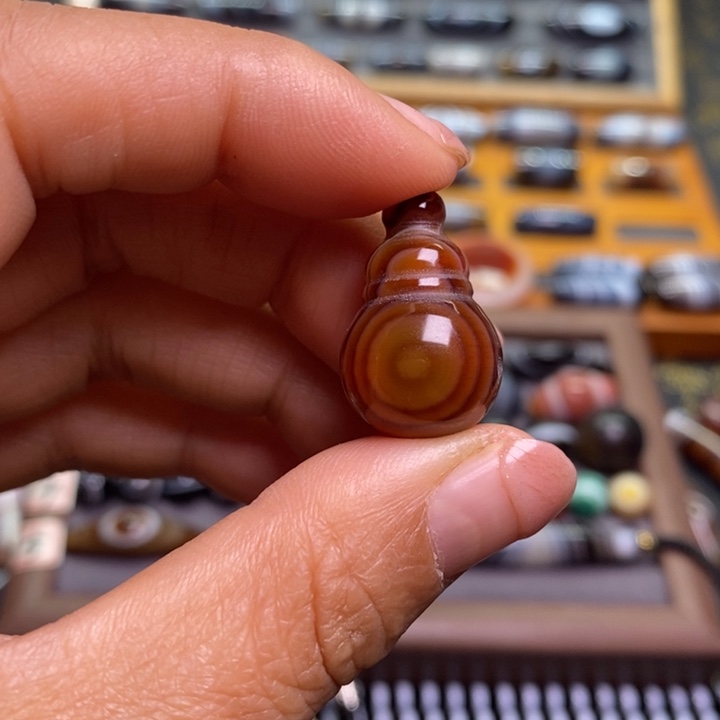 未镶嵌玛瑙/玉髓珠宝半成品C****O