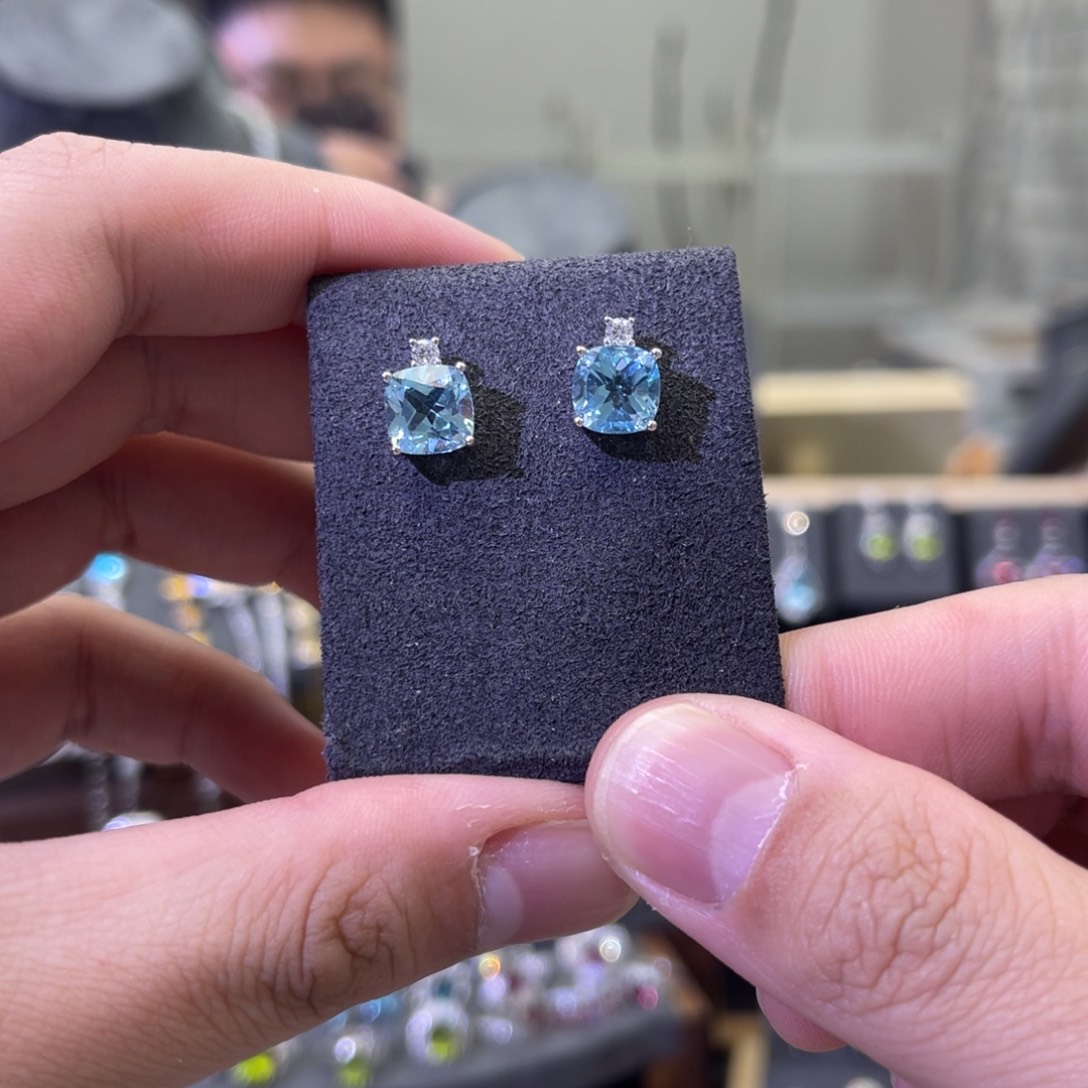 托帕石耳钉银S925镶嵌