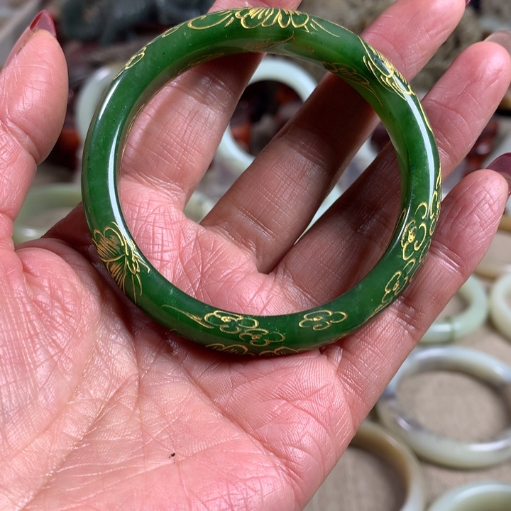 和田玉（糖玉）未镶嵌手镯