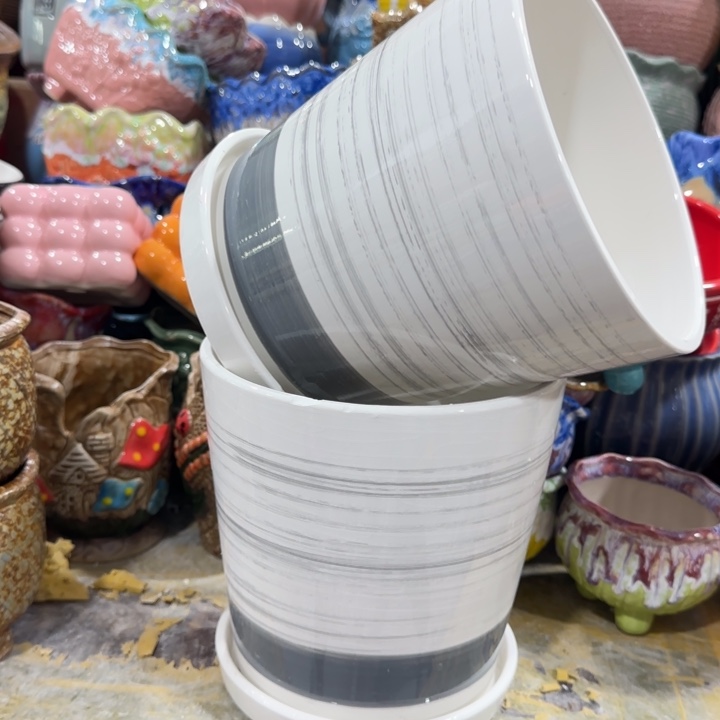 凑9块包邮，有孔，不清楚找客服