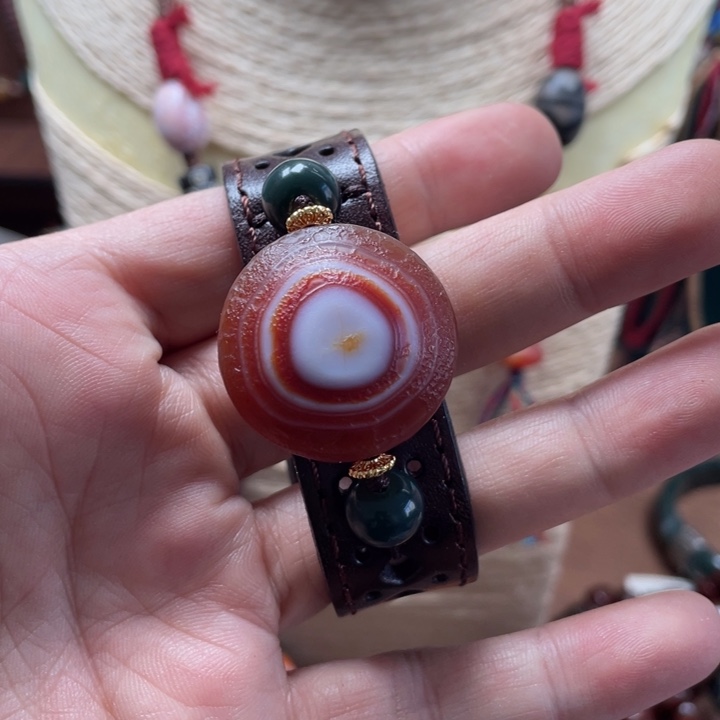 玛瑙/玉髓颈饰未镶嵌