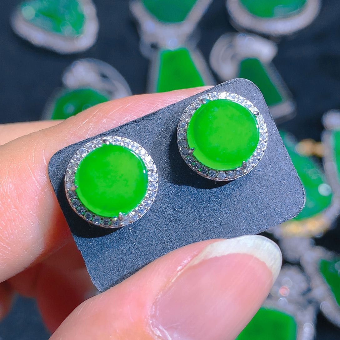 翡翠颈饰银S925镶嵌1368668888