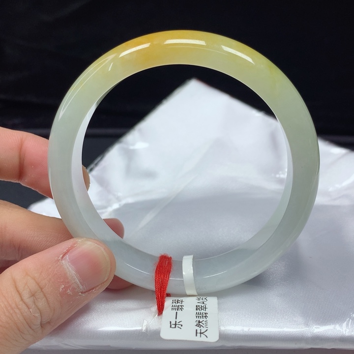 翡翠手镯（圆镯）未镶嵌60.3