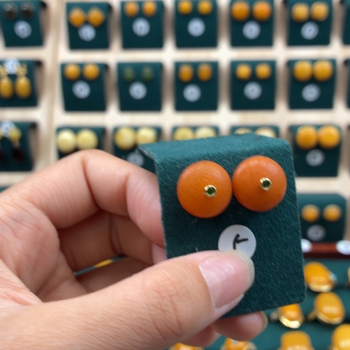 琥珀银S925镶嵌耳饰金色托