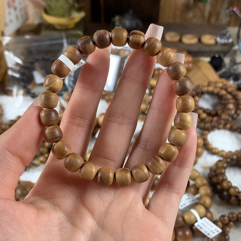 【闪购商品】檀香木老山檀香8*8.5沉水瑕疵