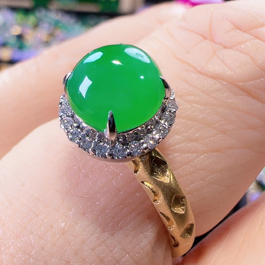 翡翠戒指18K金镶嵌签收后24小时鉴赏期