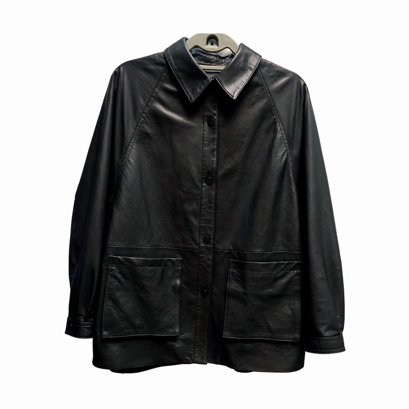 2025秋季新款水洗绵羊皮女士时尚真皮皮衣机车服短款翻领外套