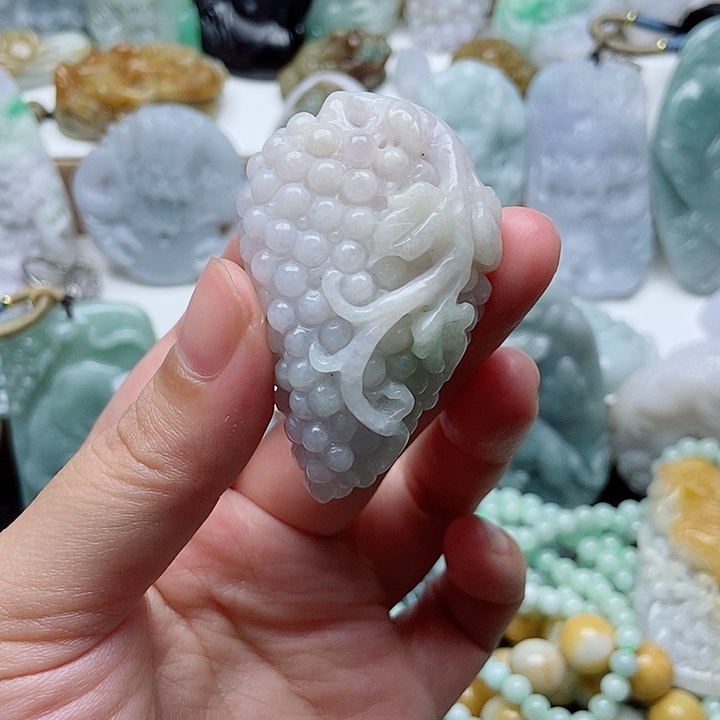 翡翠未镶嵌吊坠(不含链)1