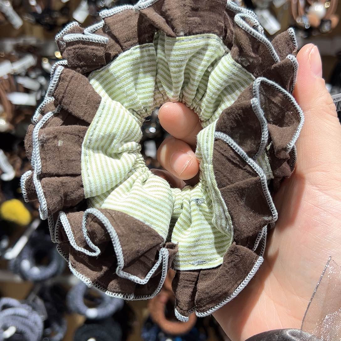 布艺非金属绿条纹发圈