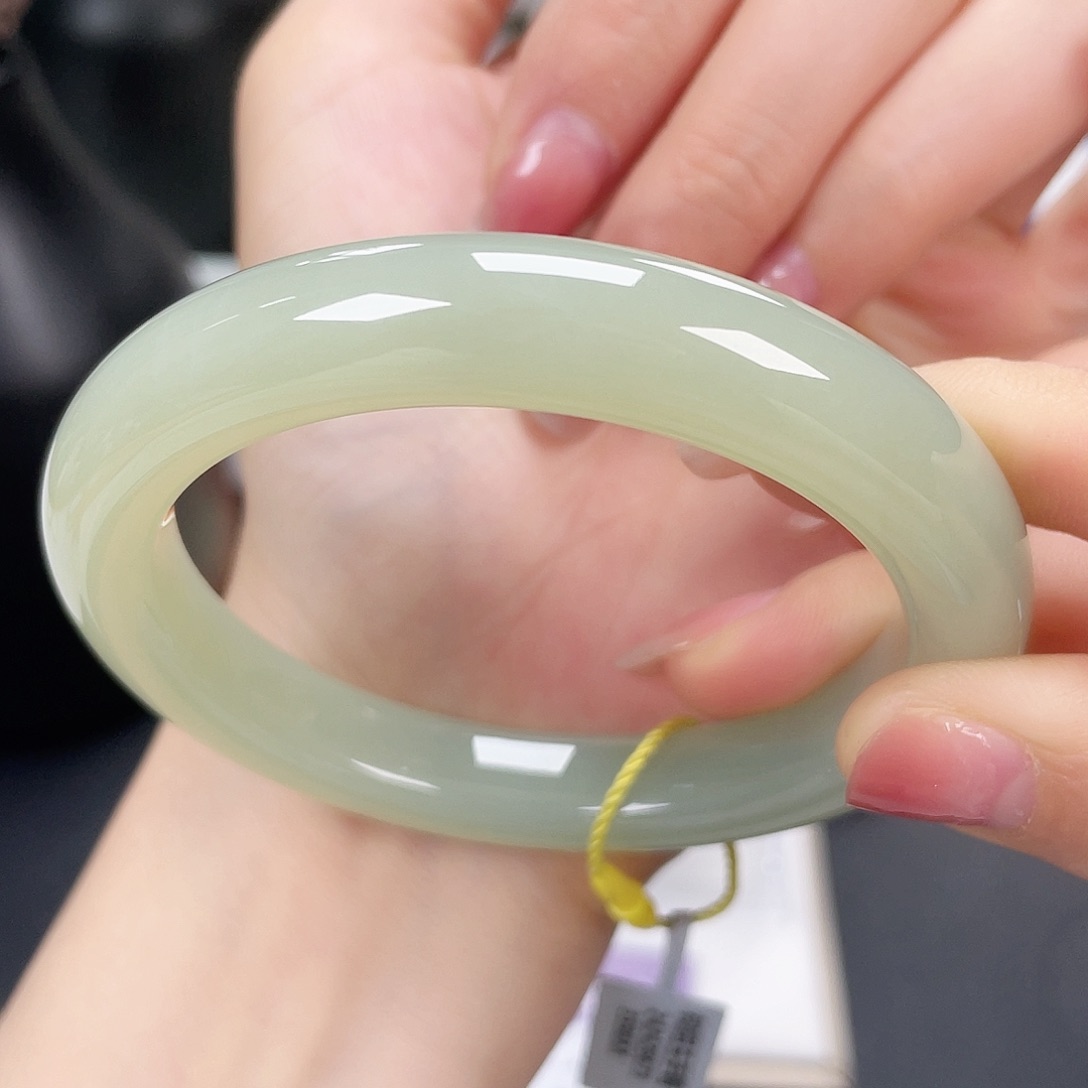 和田玉手镯58未镶嵌