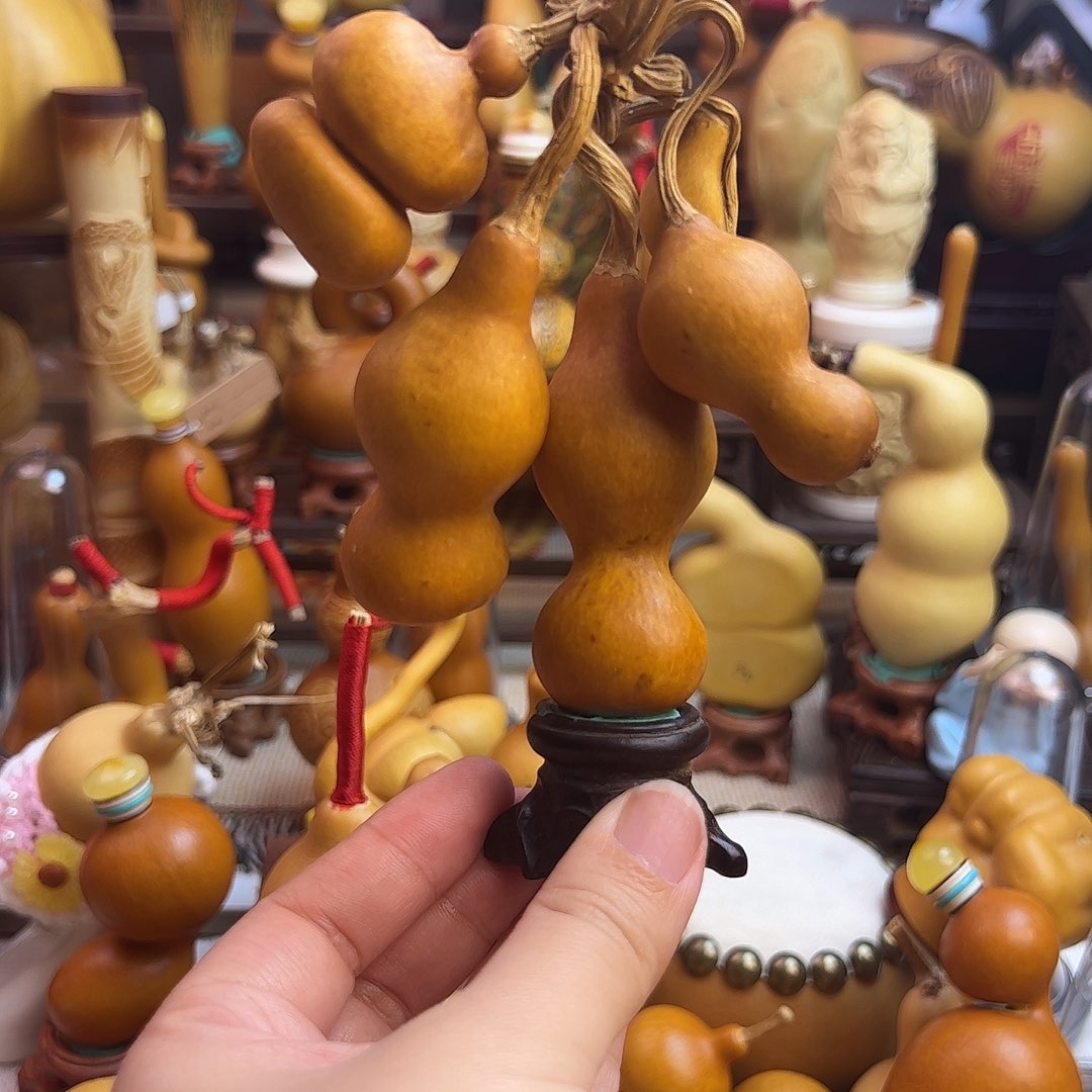 侯***板大叶紫檀（黑酸枝木类）