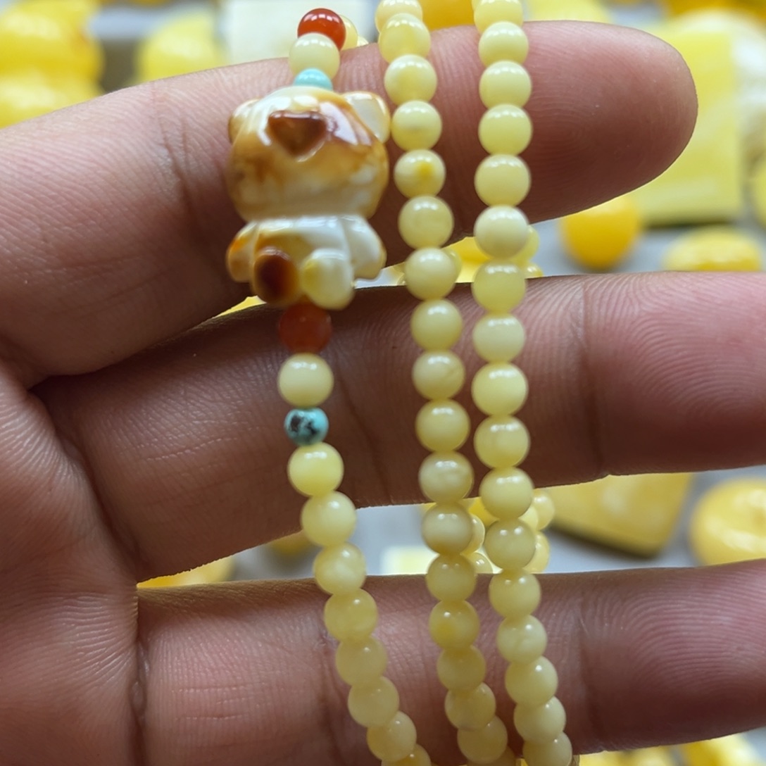 蜜蜡珠宝奇石未镶嵌