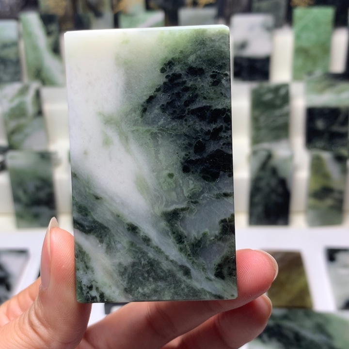 独山玉颈饰未镶嵌L****n