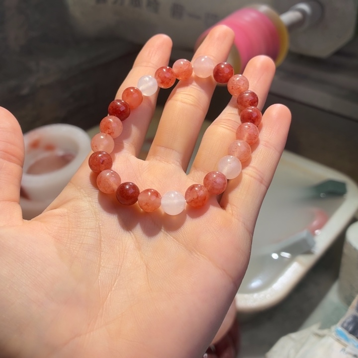 未镶嵌手镯石英质玉
