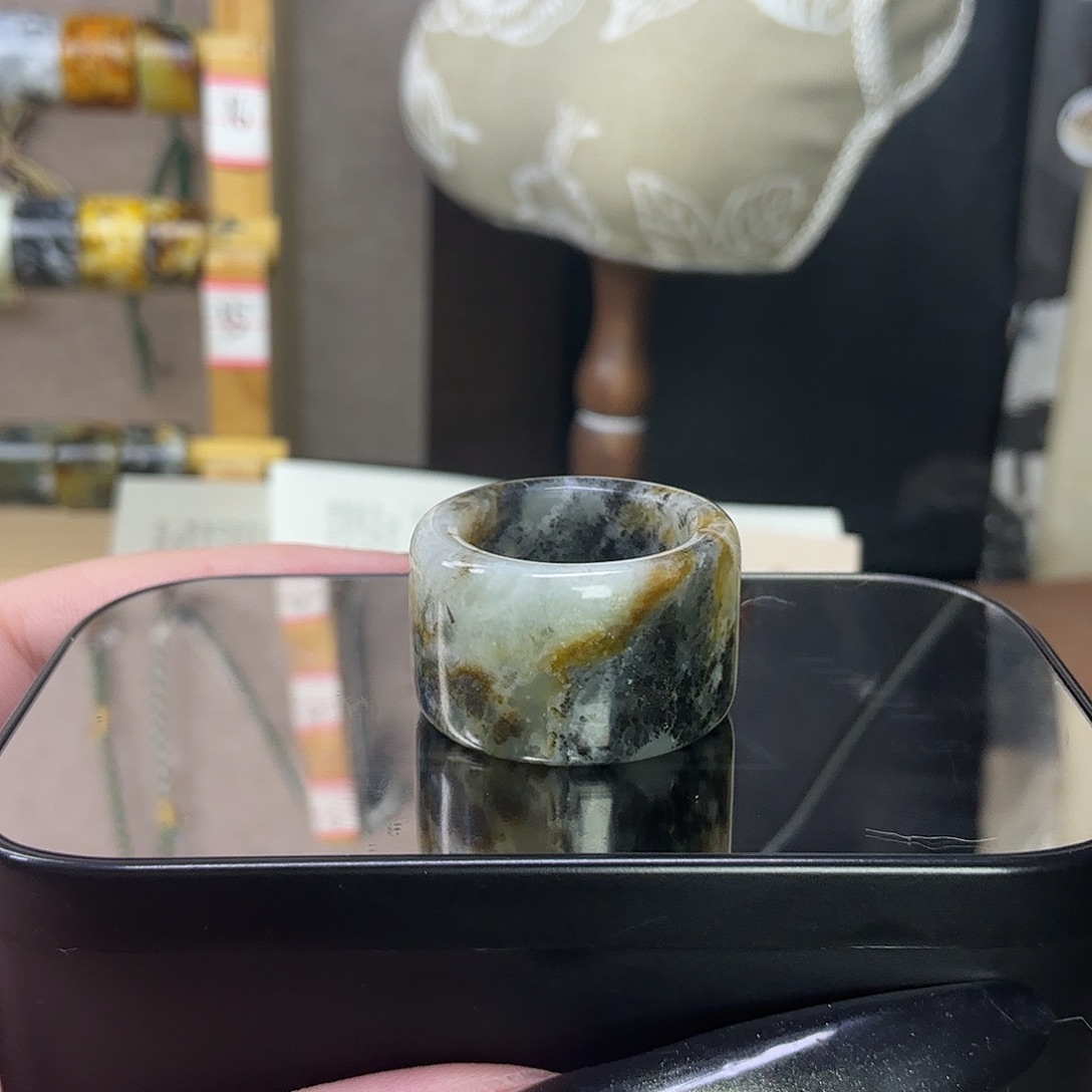 蛇纹石玉未镶嵌戒指17.3