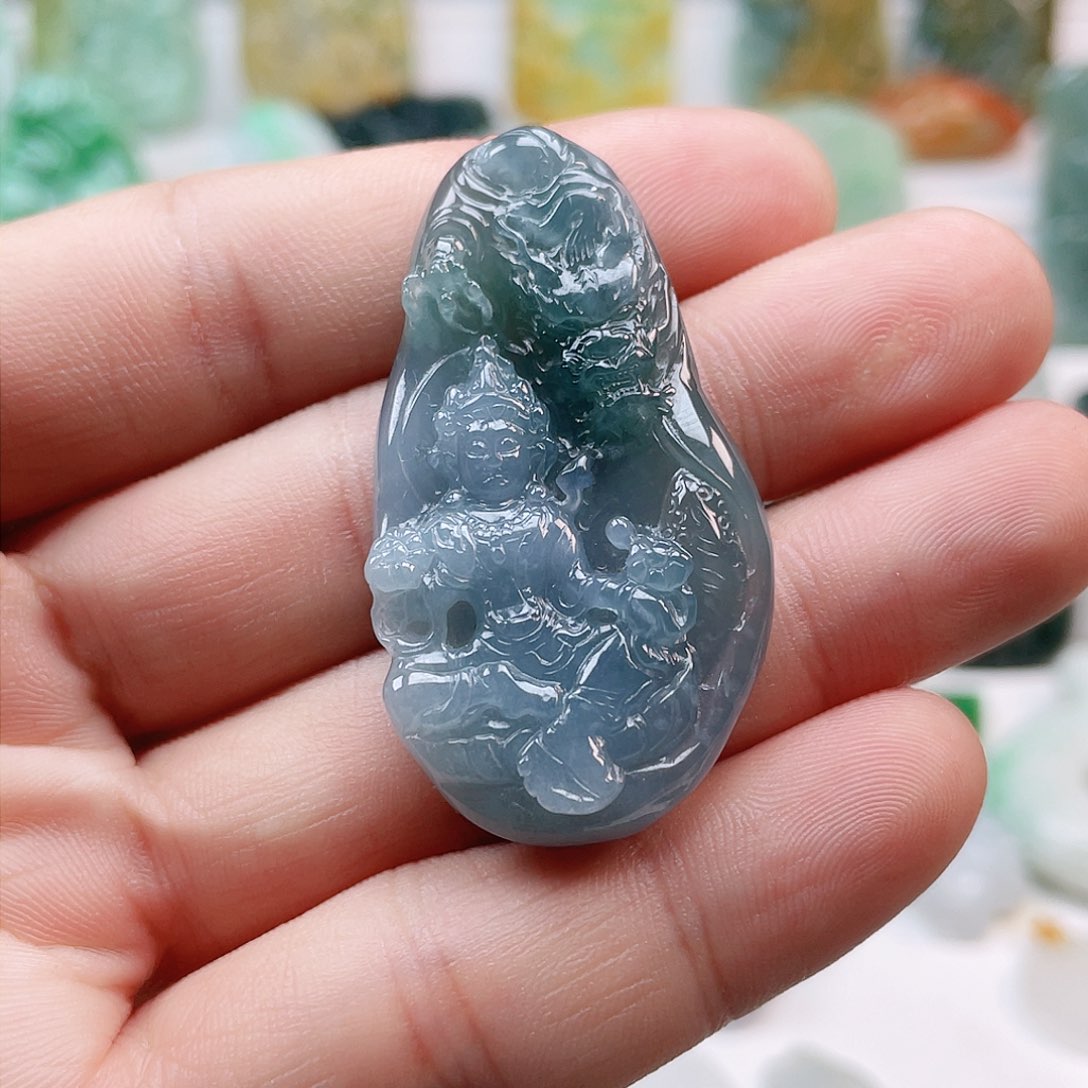 翡翠颈饰未镶嵌御龙大势至