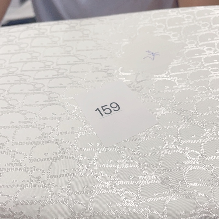 白色Do真丝提花一米