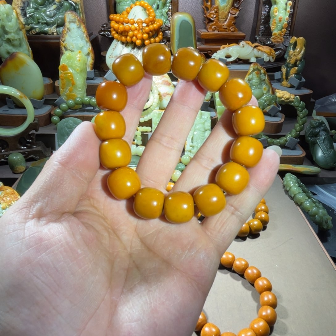 透闪石质玉手串卡15✖️16玉化未镶嵌北****金