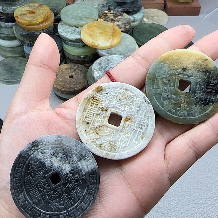 蛇纹石玉合金颈饰8
