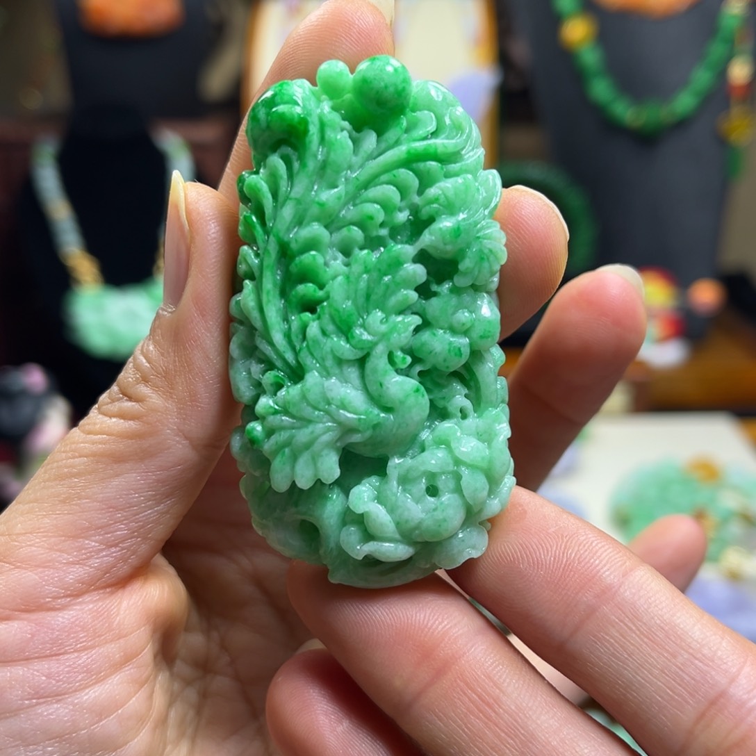 翡翠未镶嵌颈饰天然翡翠