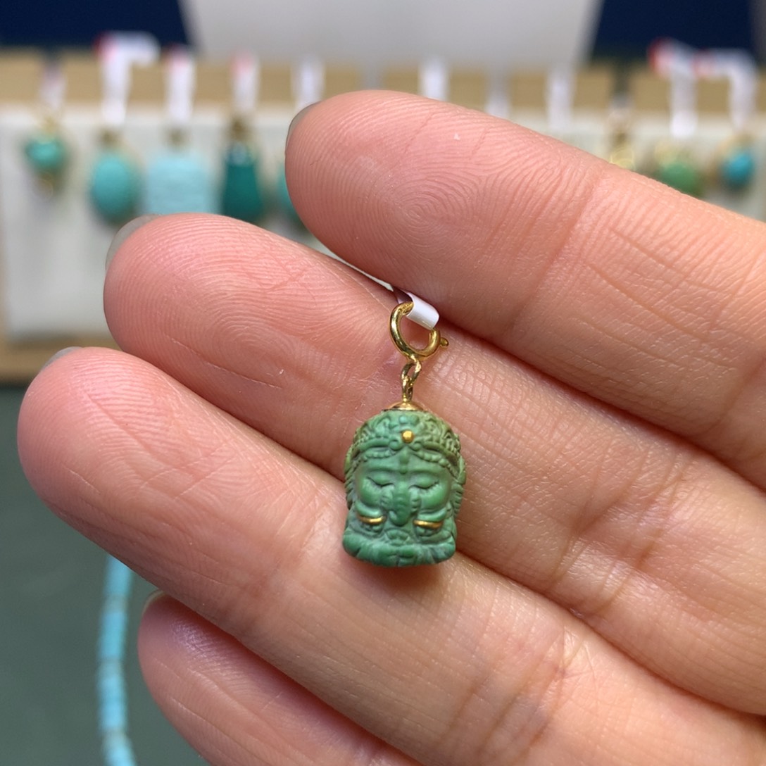 绿松石挂件18K金镶嵌