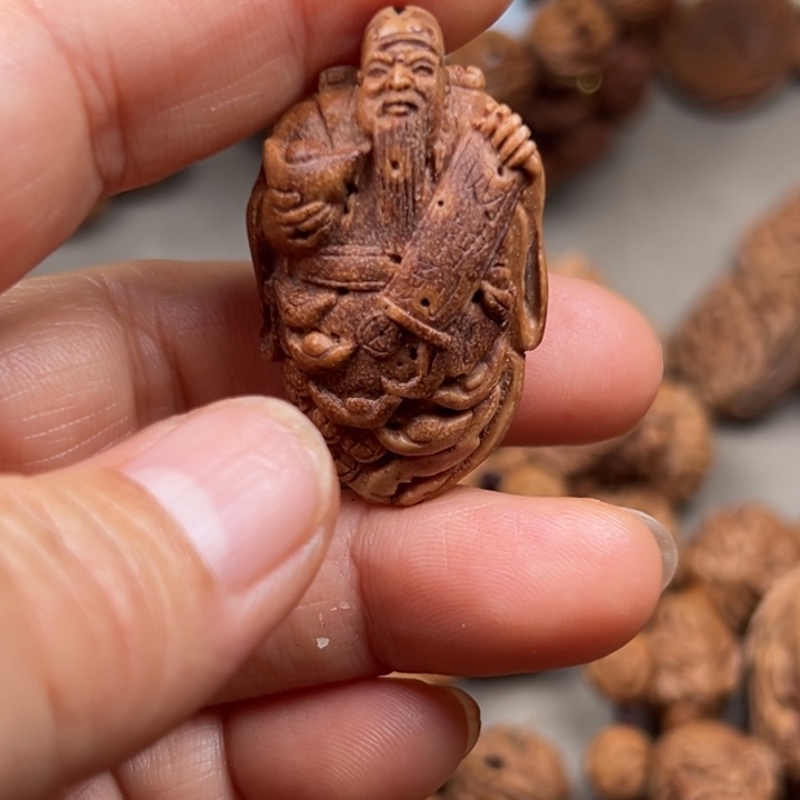 桃核手串别*本桃核雕刻财神