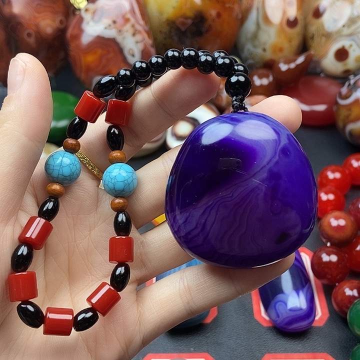 玛瑙/玉髓未镶嵌珠宝奇石