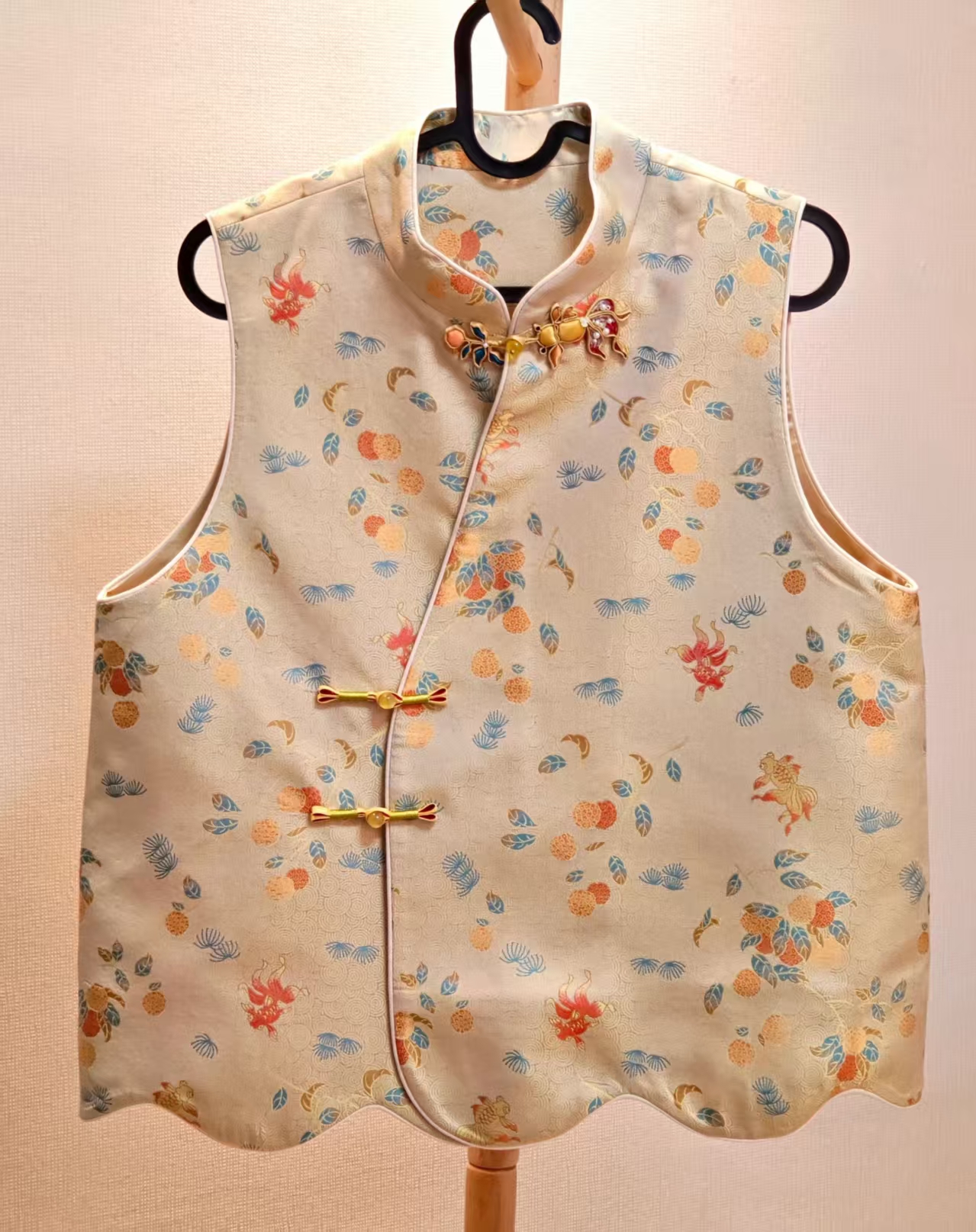 宋锦【钱小萍 荔枝金鱼纹锦】中式满分桑蚕丝马甲上衣复古女