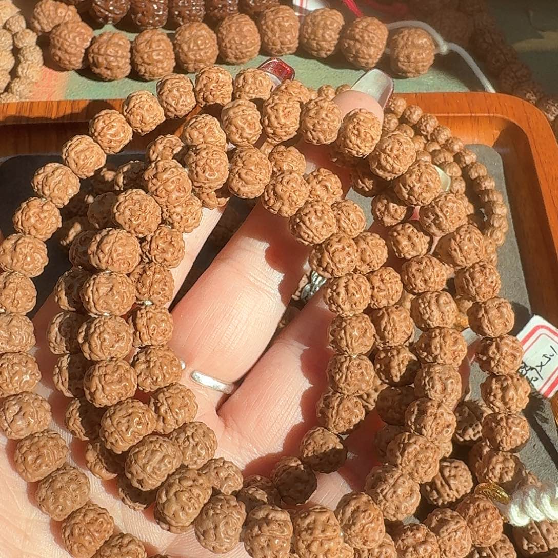 金刚菩提手串一**顺花王8.8+  120颗