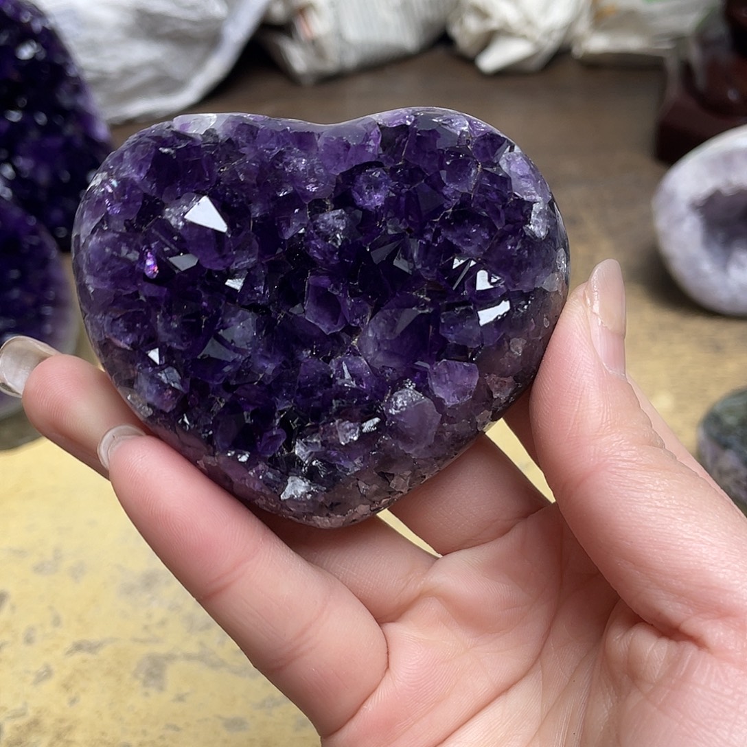 紫晶大型摆件（非配饰）未镶嵌