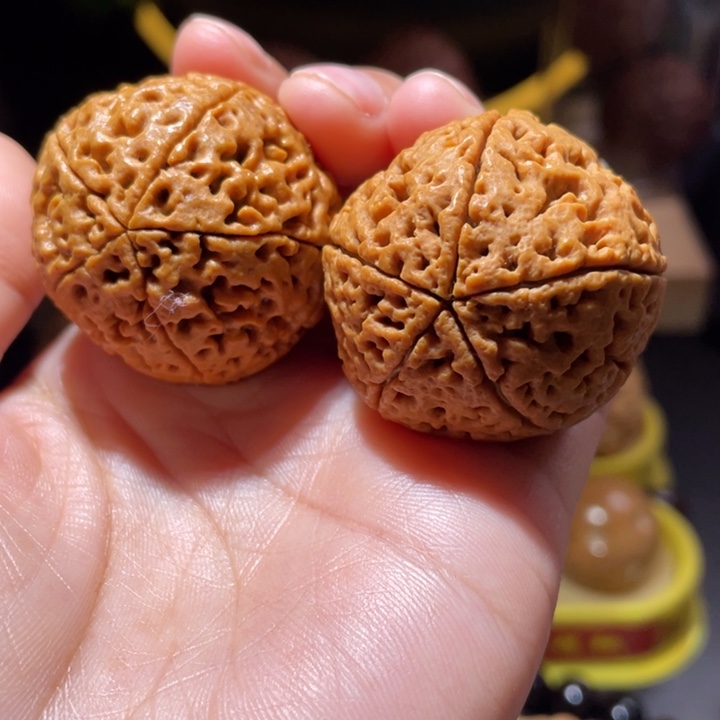 桃核把件五瓣金刚菩提