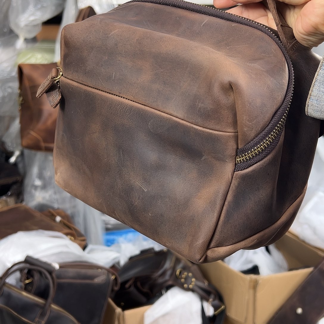 咖色疯马皮单肩斜挎包
